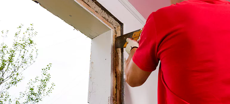 Residential Accordion Door Repair in Deerfield Beach, FL